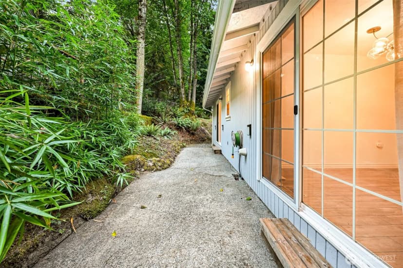 Property photo for 46 Sudden Valley Drive, Bellingham photo 22
