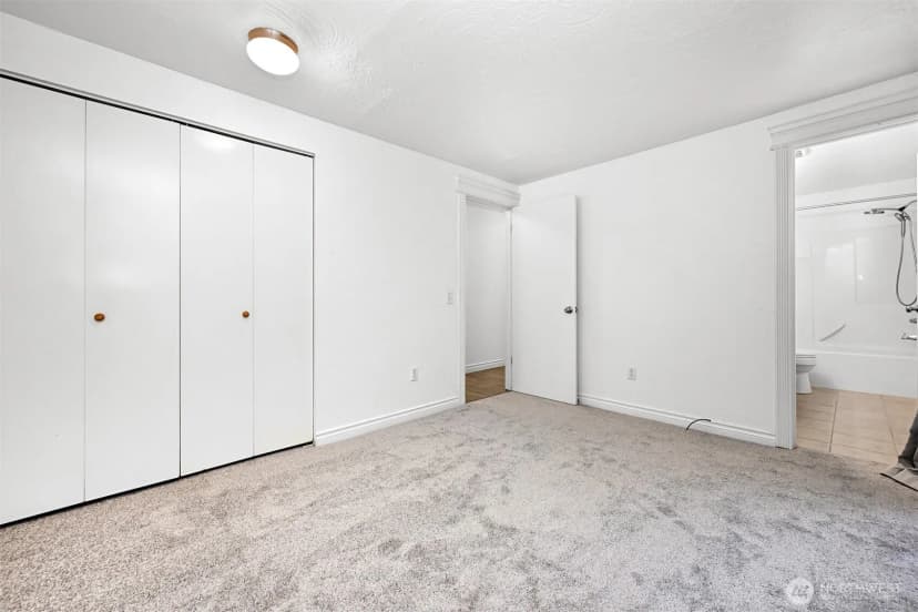 Property photo for 46 Sudden Valley Drive, Bellingham photo 15
