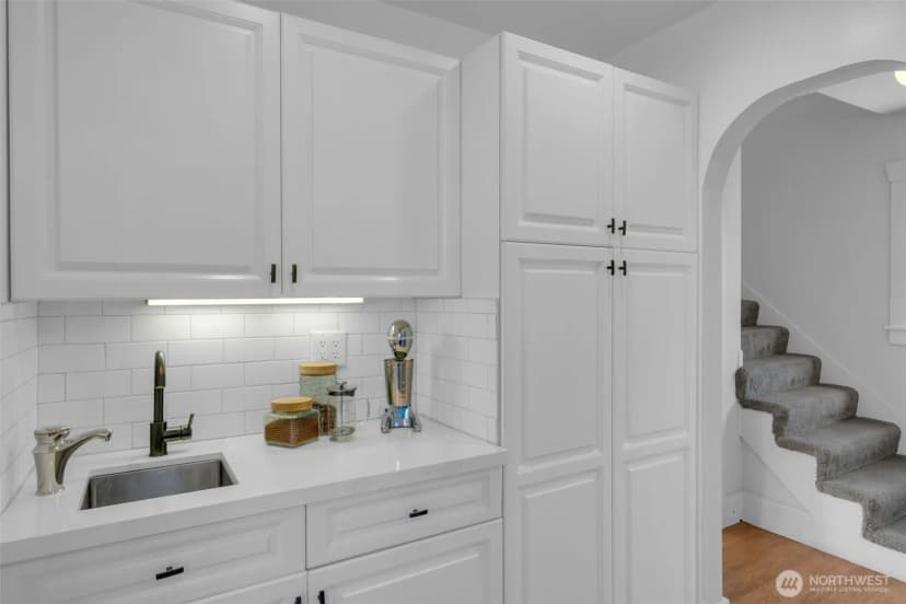 Property photo for 5232 S Holly Street, Seattle photo 15