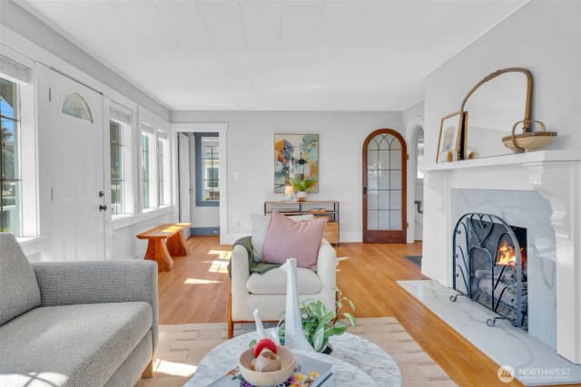Property photo for 5232 S Holly Street, Seattle photo 5