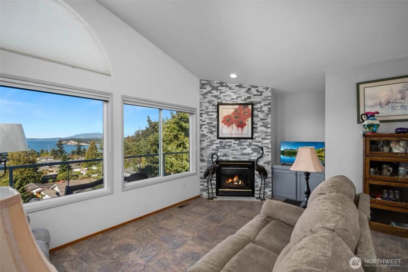 Property photo for 3420 W 8th Place, Anacortes photo 10