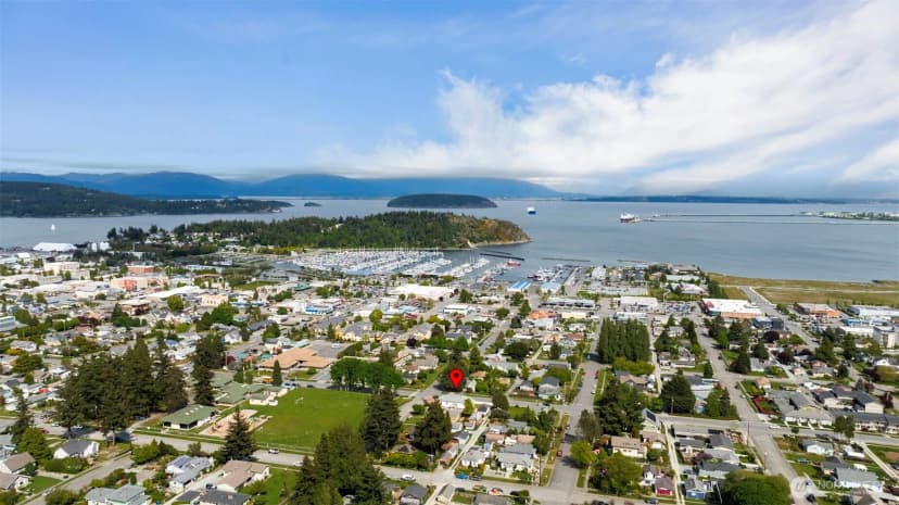 Property photo for 1301 14th Street, Anacortes photo 36