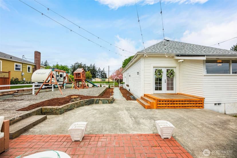 Property photo for 1301 14th Street, Anacortes photo 33