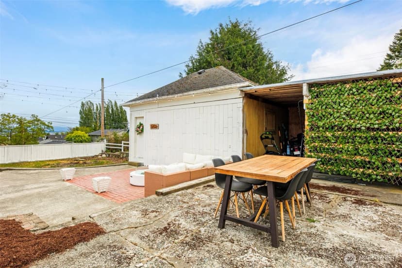 Property photo for 1301 14th Street, Anacortes photo 34