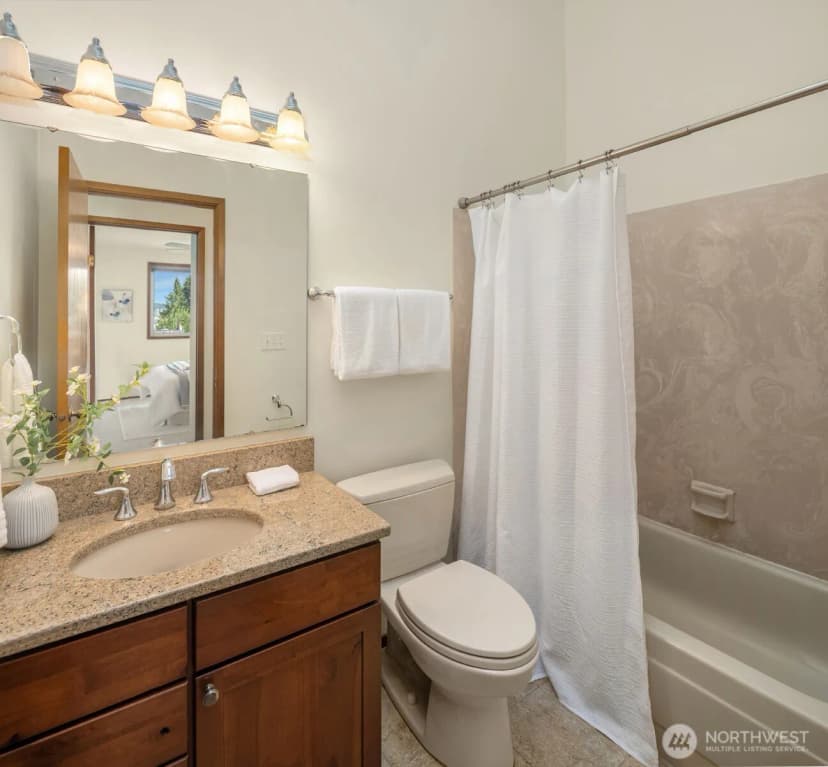 Property photo for 4424 4th Avenue Nw #5, Seattle photo 18