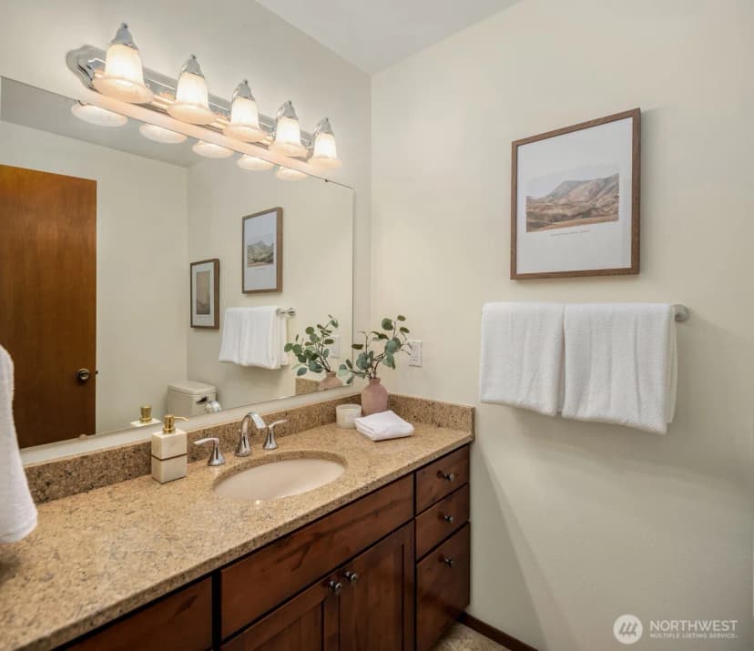 Property photo for 4424 4th Avenue Nw #5, Seattle photo 23