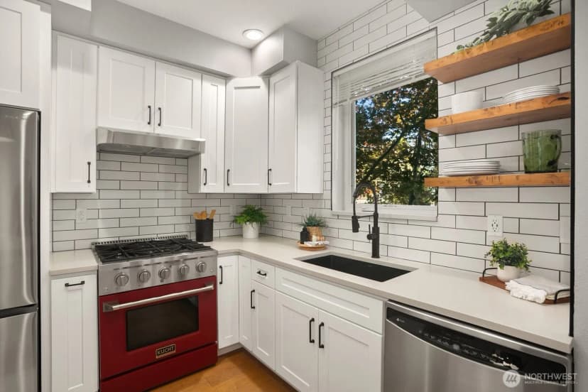 Property photo for 3002 Sw Graham Street, Seattle photo 10