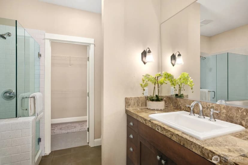 Property photo for 3002 Sw Graham Street, Seattle photo 15