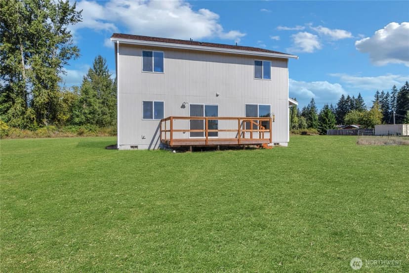 Property photo for 2112 307th Street S, Roy photo 33