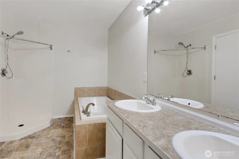 Property photo for 2112 307th Street S, Roy photo 17