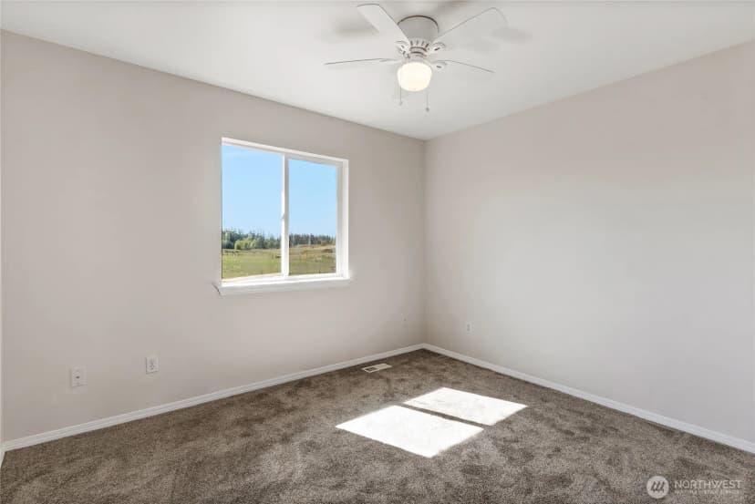 Property photo for 2112 307th Street S, Roy photo 19