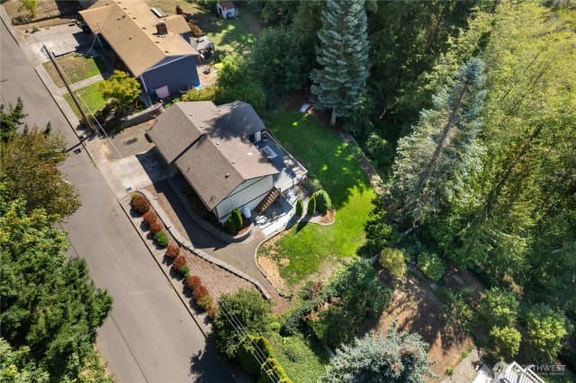 Property photo for 693 Hartman St Se, Tumwater photo 2