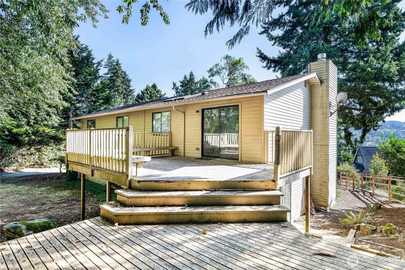 Property photo for 6907 96th Avenue Se, Mercer Island photo 16