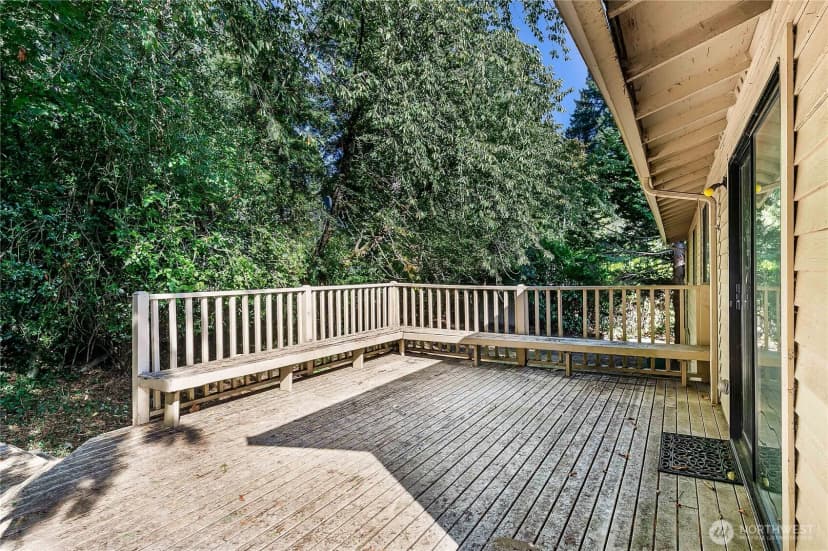 Property photo for 6907 96th Avenue Se, Mercer Island photo 17