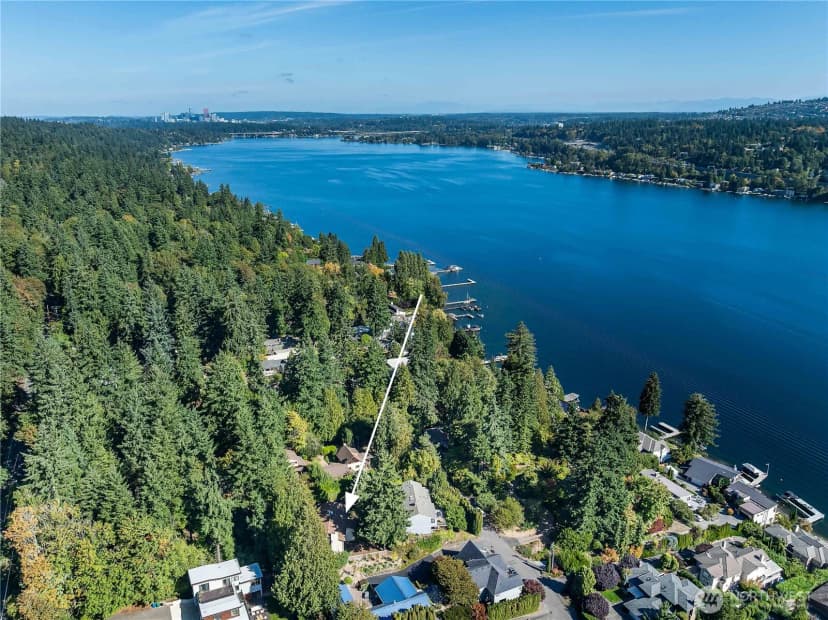 Property photo for 6907 96th Avenue Se, Mercer Island photo 24