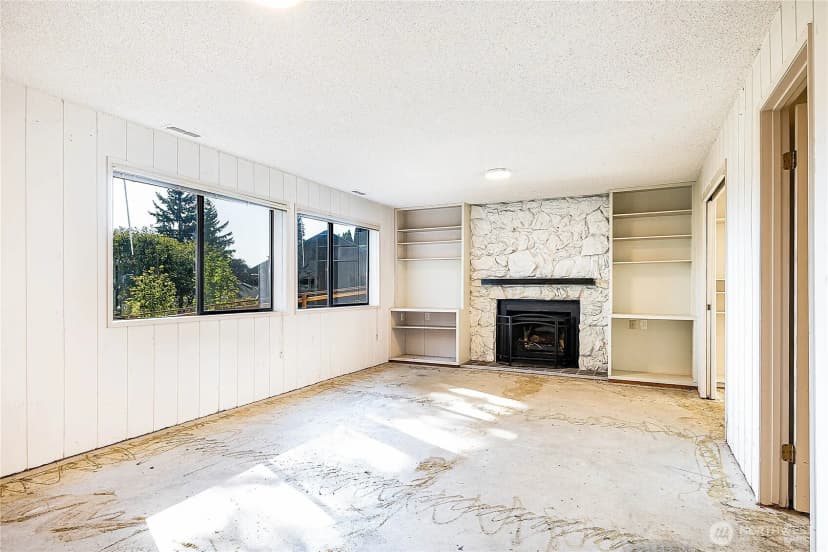 Property photo for 6907 96th Avenue Se, Mercer Island photo 11