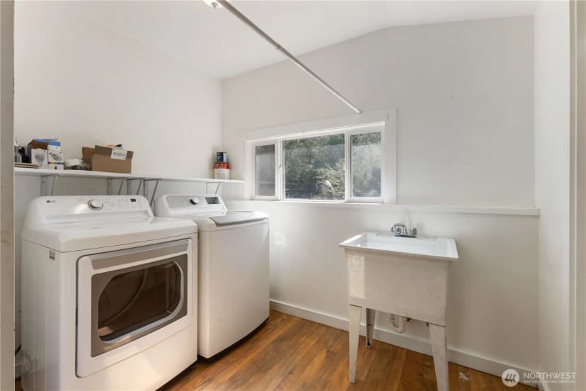 Property photo for 14217 196th Avenue Se, Renton photo 18