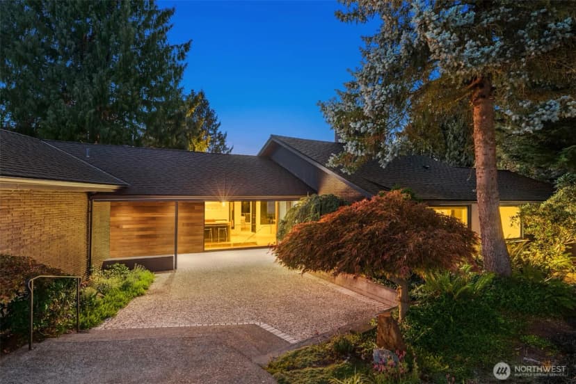 Property photo for 4223 W Semple Street, Seattle photo 2