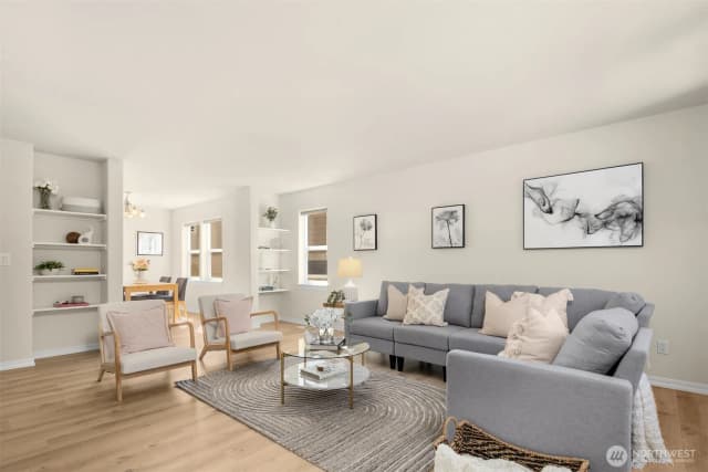 Property photo for 520 46th Street Se, Everett photo 3