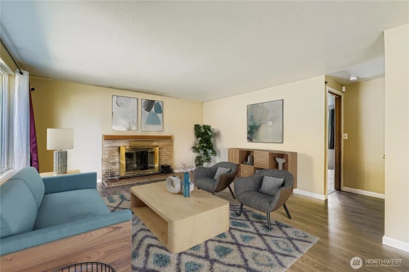 Property photo for 14630 3rd Avenue Sw, Burien photo 2