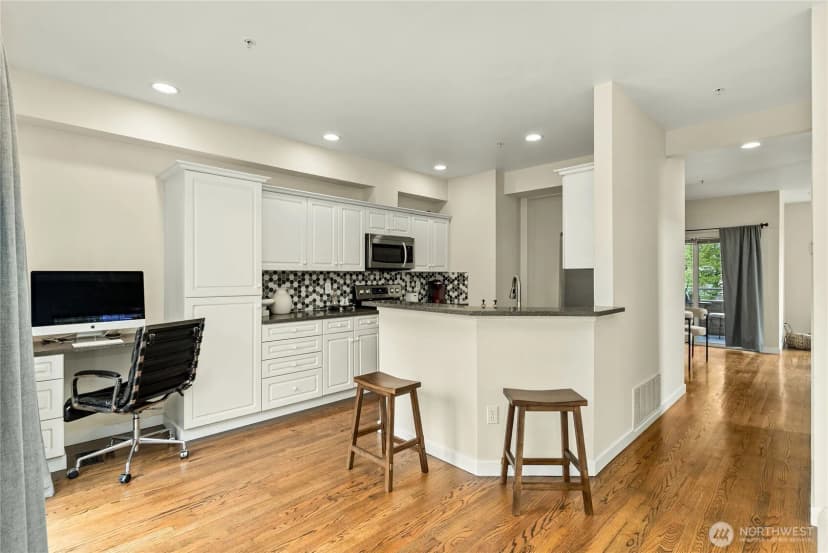 Property photo for 513 S 46th Place, Renton photo 15