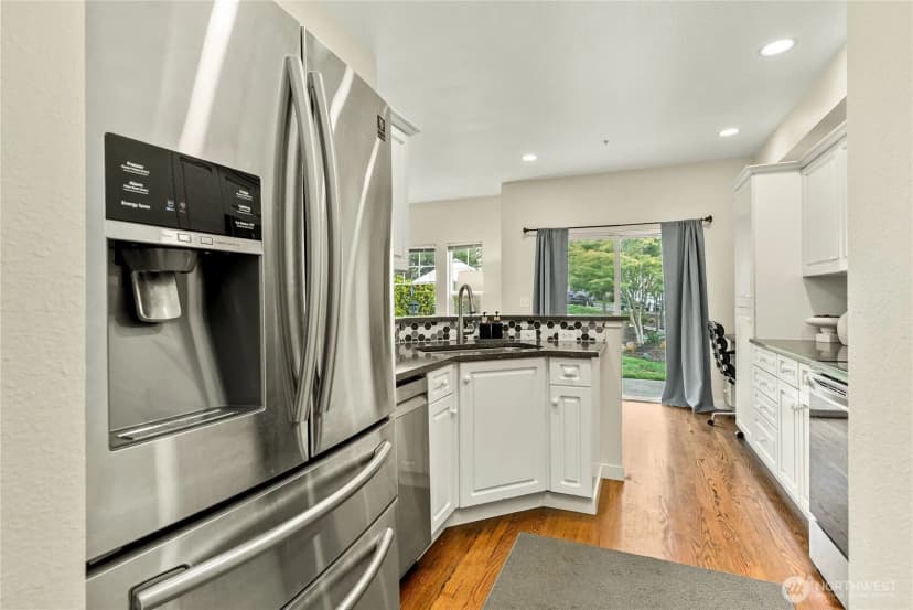 Property photo for 513 S 46th Place, Renton photo 16