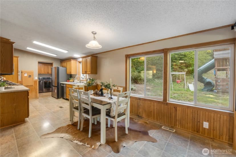 Property photo for 13815 299th Avenue E, Buckley photo 11