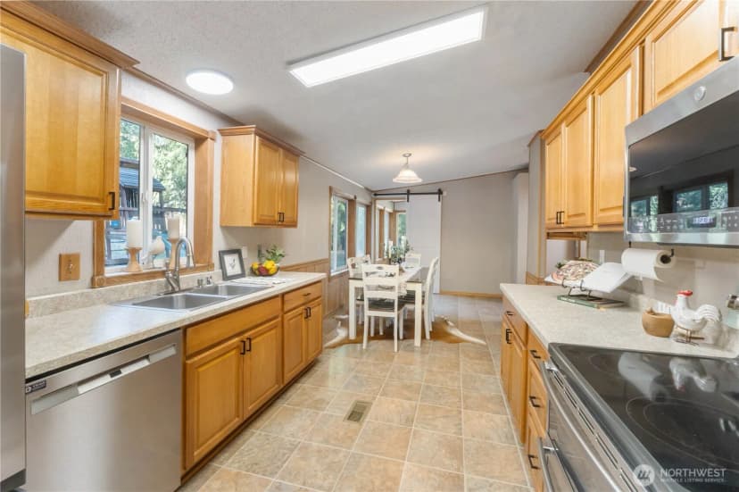 Property photo for 13815 299th Avenue E, Buckley photo 8