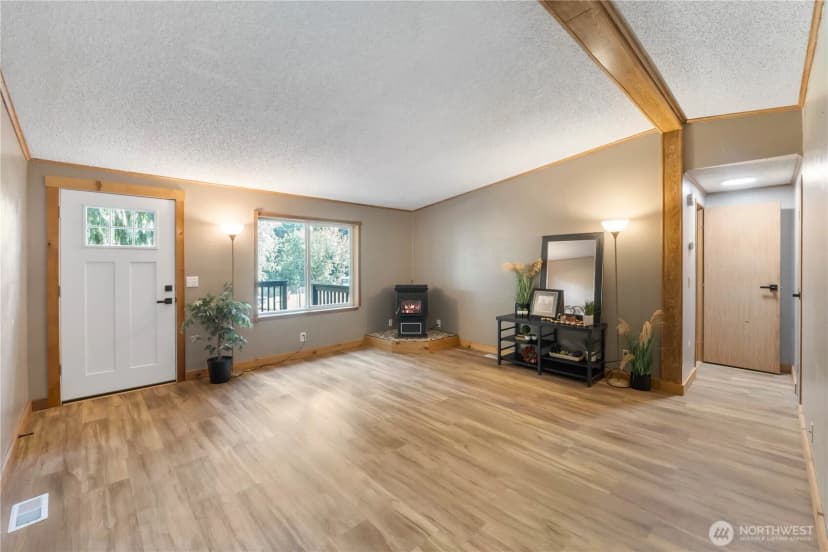 Property photo for 13815 299th Avenue E, Buckley photo 18