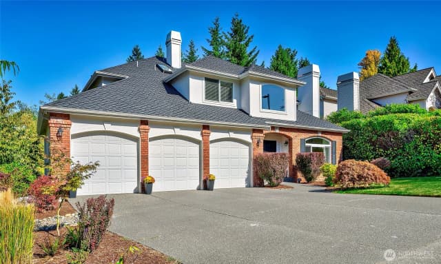 Property photo for 16602 Se 57th Place, Bellevue photo 2