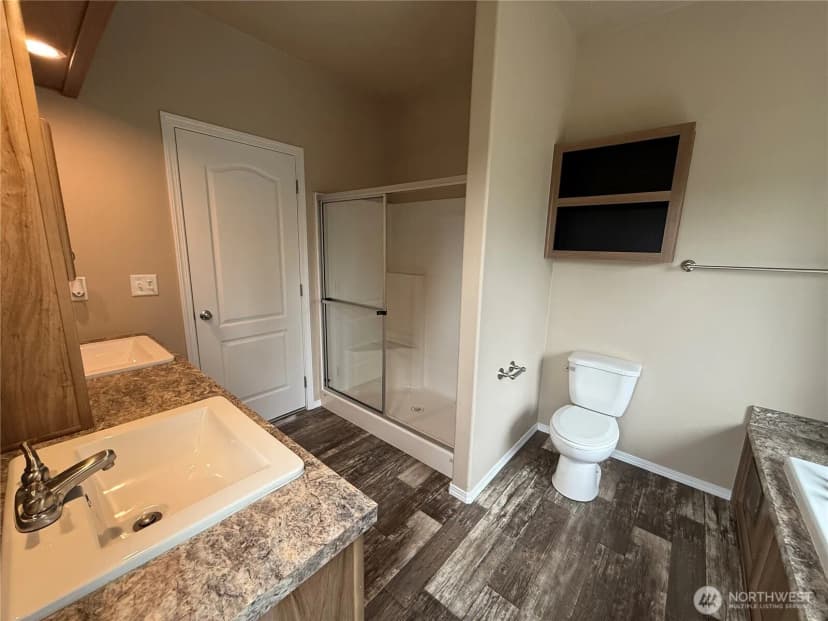 Property photo for 2204 S 312 Street, Federal Way photo 12