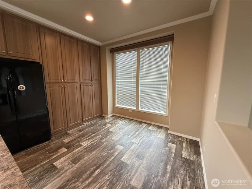 Property photo for 2204 S 312 Street, Federal Way photo 9