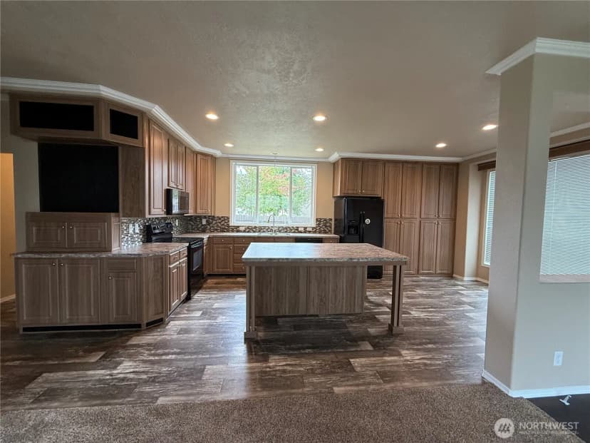 Property photo for 2204 S 312 Street, Federal Way photo 5