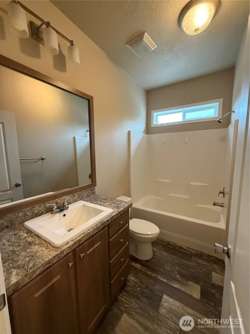 Property photo for 2204 S 312 Street, Federal Way photo 16