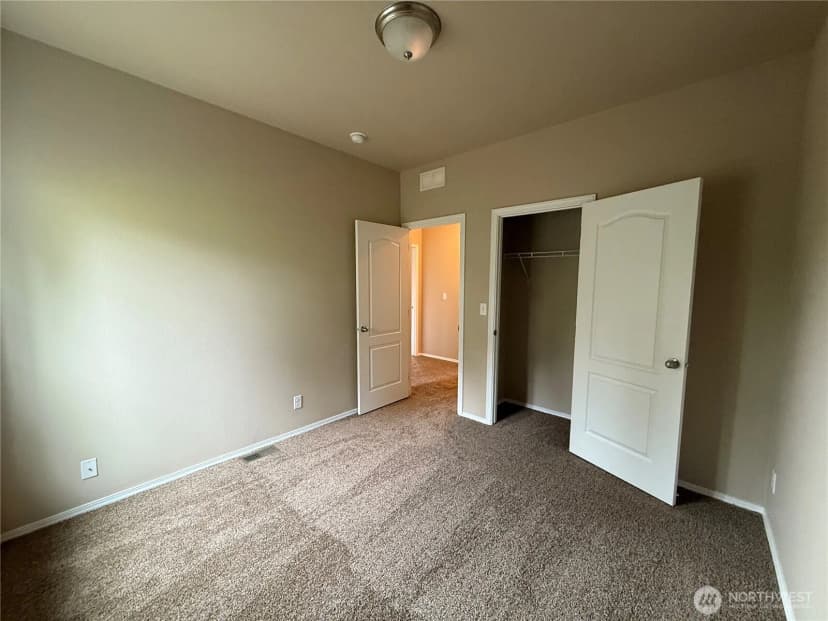 Property photo for 2204 S 312 Street, Federal Way photo 14