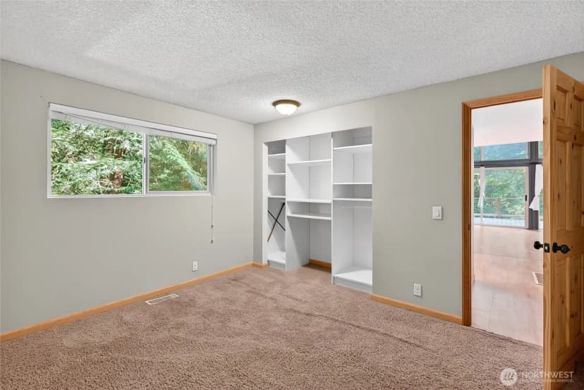 Property photo for 196 Sudden Valley Drive, Bellingham photo 12