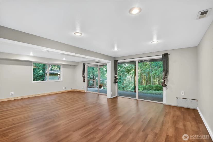 Property photo for 196 Sudden Valley Drive, Bellingham photo 15