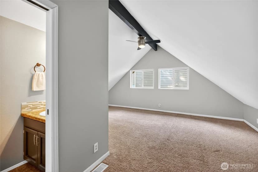 Property photo for 196 Sudden Valley Drive, Bellingham photo 21
