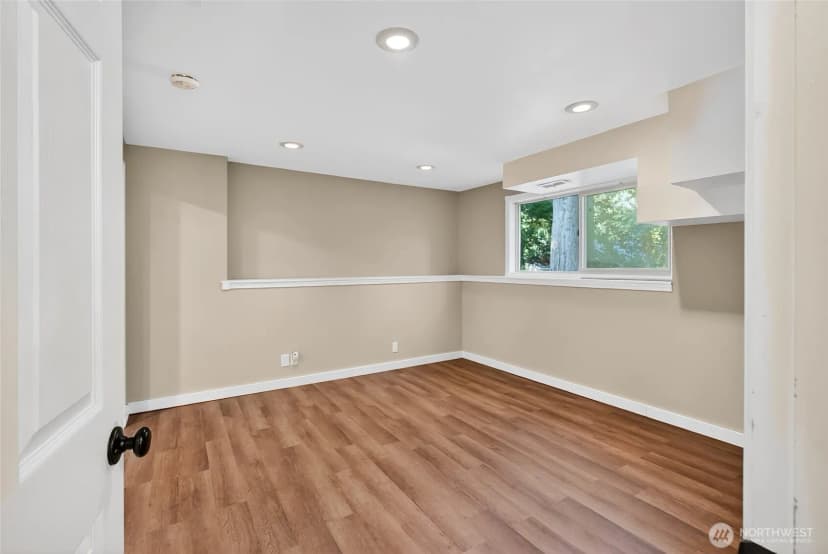 Property photo for 196 Sudden Valley Drive, Bellingham photo 17