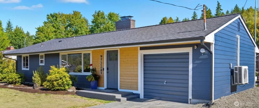 Property photo for 6516 Lake Drive, Bremerton photo 4