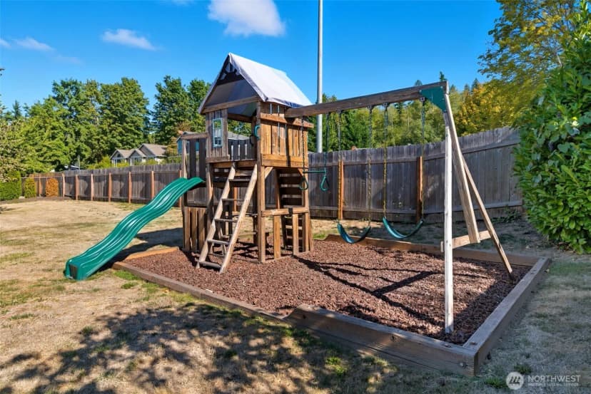 Property photo for 6516 Lake Drive, Bremerton photo 28