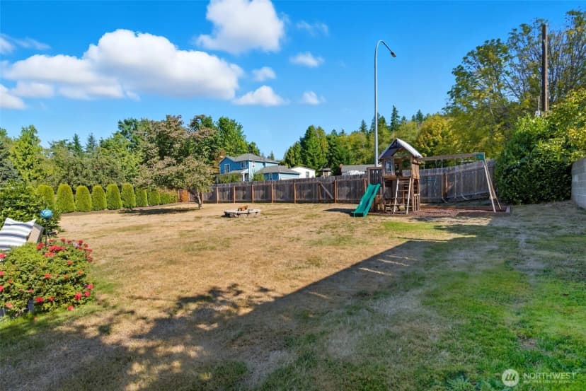 Property photo for 6516 Lake Drive, Bremerton photo 26