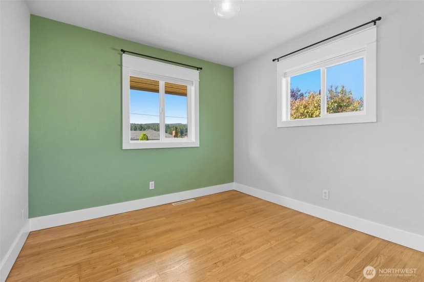 Property photo for 6516 Lake Drive, Bremerton photo 19