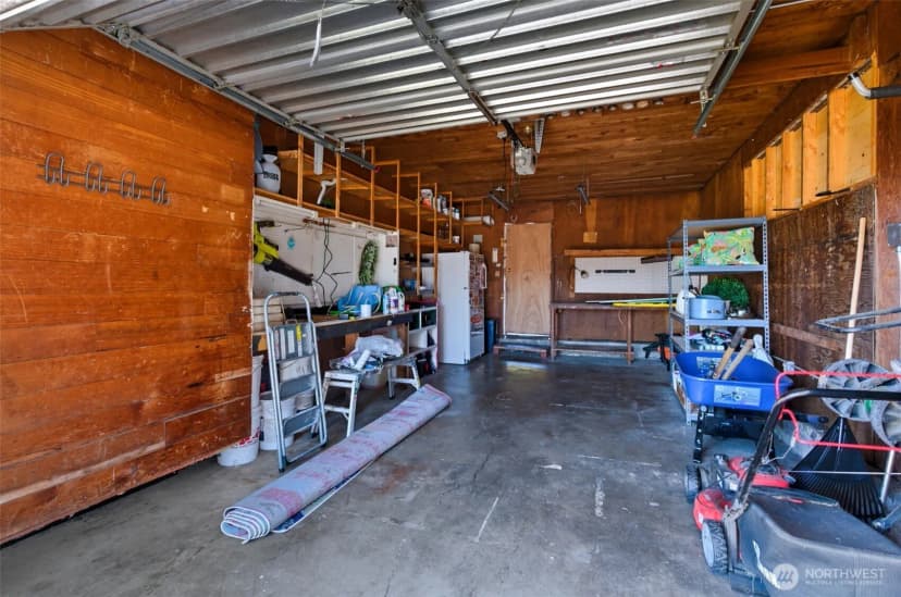 Property photo for 6516 Lake Drive, Bremerton photo 31