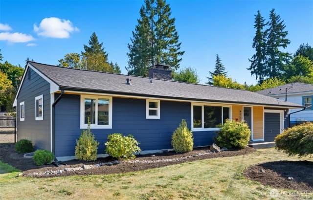 Property photo for 6516 Lake Drive, Bremerton photo 3