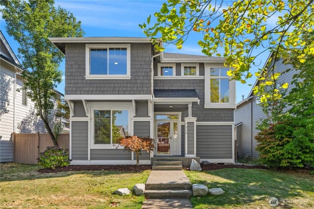 Property photo for 7210 Douglas Avenue Se, Snoqualmie