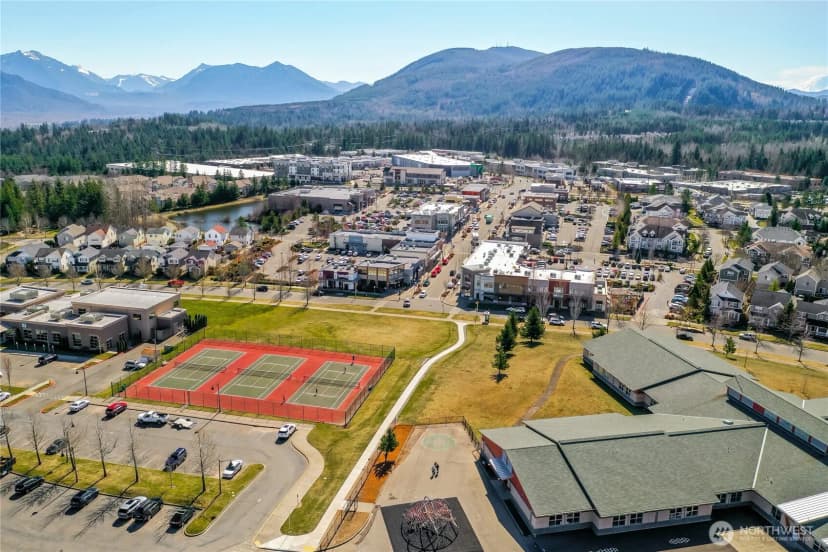 Property photo for 7210 Douglas Avenue Se, Snoqualmie photo 40