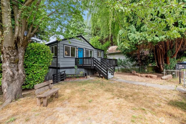 Property photo for 826 S Trenton Street, Seattle photo 4