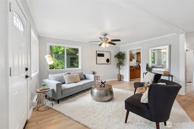 Property photo for 826 S Trenton Street, Seattle photo 5