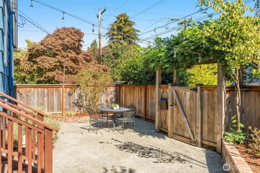 Property photo for 123 Ne 77th Street, Seattle photo 24